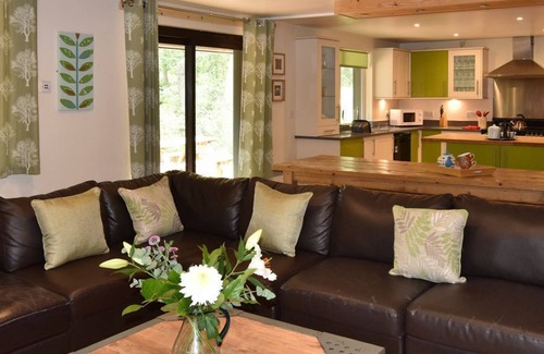 Farley Casa | 6 bedroom accommodation in Oakamoor