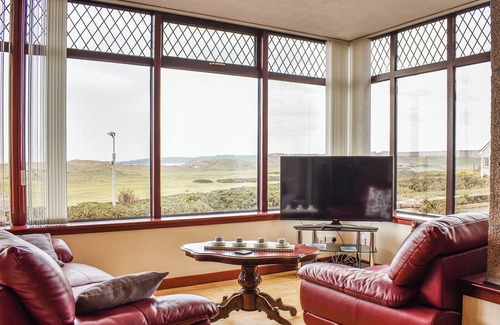 Cruden Bay Cabaña | 6 bedroom accommodation in Banff