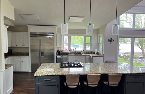 Howard Casa | 6 Bedroom Apple Valley Lakefront Perfect for Large Families