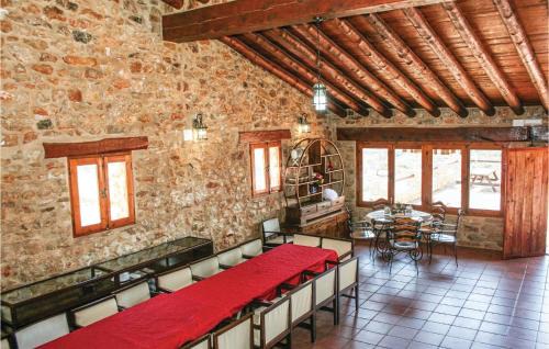 La Salzadella Casa | 6 Bedroom Awesome Home In La Salzadella