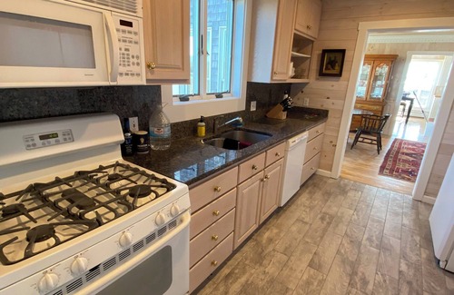 Lubec Casa | 6 Bedroom Beach house in Lubec - 5th night free!