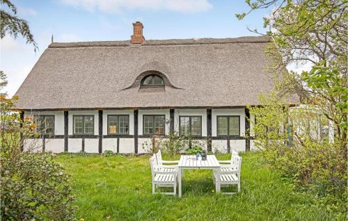 Arnager Casa | 6 Bedroom Cozy Home In Rønne