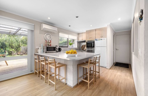 Portsea Casa | 6 BEDROOM FAMILIES SENSATION, LARGE HOLIDAY BEACH ENTERTAINER IN PORTSEA