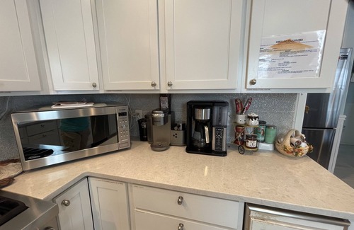 North Beach Haven Casa | 6 Bedroom Home 3rd off Beach with Ocean & Bay View HotTub +++