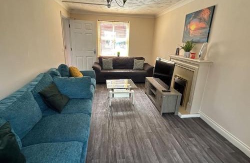 Colchester Casa | 6 Bedroom House in Colchester