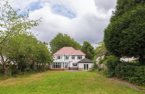 Birmingham Casa | 6 bedroom house near Edgbaston Stadium