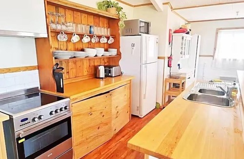 Swansea Casa | 6 Bedroom House Swansea (au)