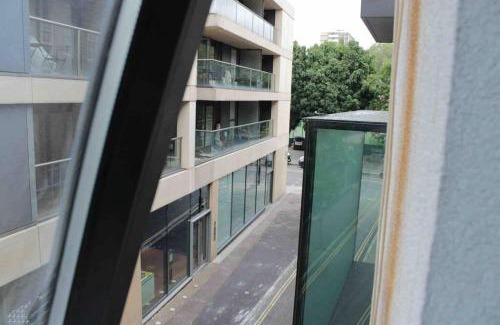 Bunhill Apartamento | 6 bedroom in a 3 apartment building complex, great for large group bookings, central London location