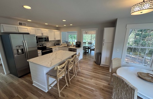 Palmetto Dunes Casa | 6 Bedroom Luxury Home with Private Pool in Hilton Head Island - Pets Welcome!