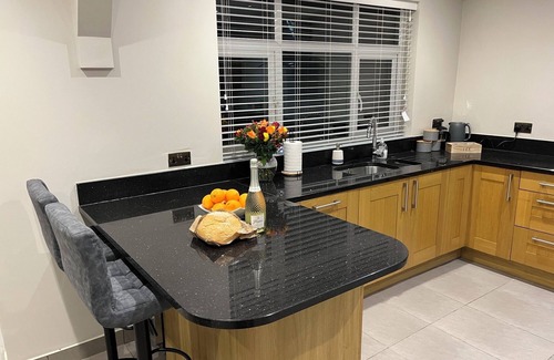 Shirley Casa | 6 Bedroom Luxury Home in central Solihull