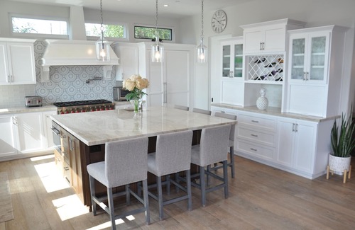 Bay Park Casa | Spacious 6-Bedroom Luxury Home in Mission Bay with Pool, Gym, & Expansive Views