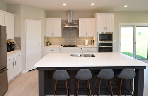 Elkhorn Casa | 6 Bedroom New Spacious Home (7beds)