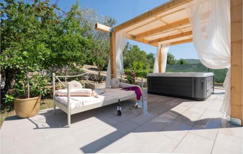 Zmijavci Casa | 6 Bedroom Pet Friendly Home In Zmijavci