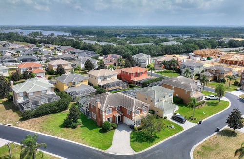 Tuscan Hills Cabaña | 6 Bedroom Premium Home With Pool, Spa and Games Room #800