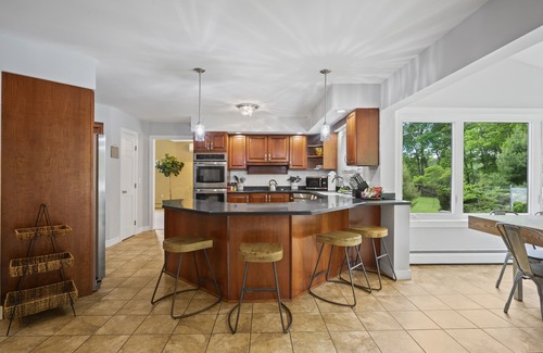 Albrightsville Casa | 6 bedrooms 10 beds + 3.5 bath with HEATED PRIVATE pool,Hot tub,Game room & More!