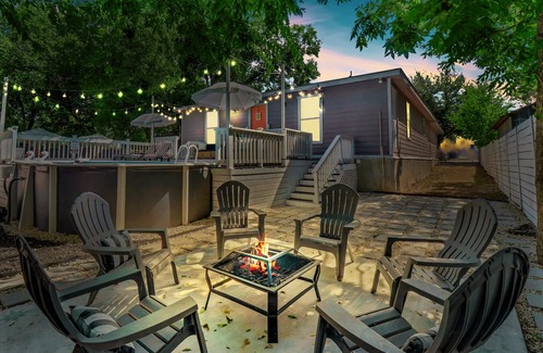 Government Hill Casa | Spacious Oasis l 5 min to Alamo, Riverwalk, Pearl l Pet Friendly