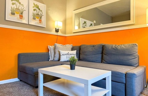 Mount Oliver Apartamento | 6 Beds + Sofa Bed (Sleeps 8) Spacious Crew Housing