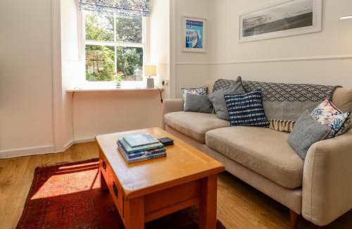 Madron Casa | 6 Bellair Road