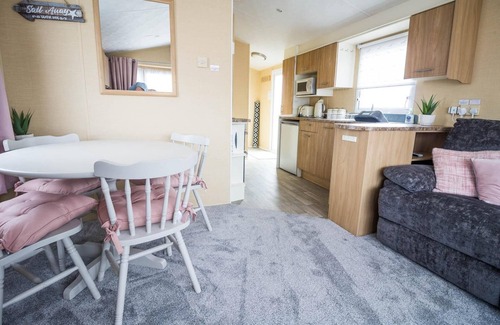 Lowestoft Casa | 6 berth caravan with decking and WiFi at North Denes in Suffolk ref 40113ND