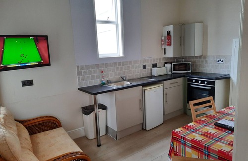Great Yarmouth Villa | 6 Berth, First Floor Flat, Glen Villa 5