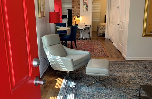Central Oklahoma City Casa | 6 blocks from health science center, central heat and air, WIFI, washer in unit