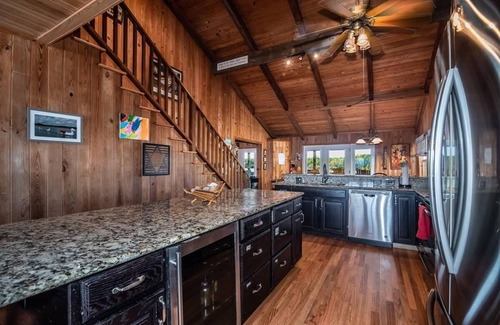 Pawleys Island Casa | 6 BR Oceanfront House with Creek Dock