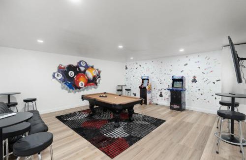 Glendale Casa | 6 Br Paradise Heated Pool Arcade Room Pool Table
