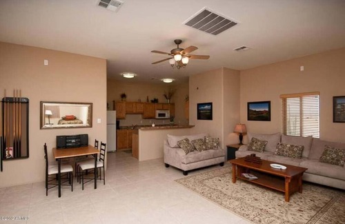Desert View Casa | 6 BR,Pet friendly,Outdoor Grill and Pool,Sleeps 24