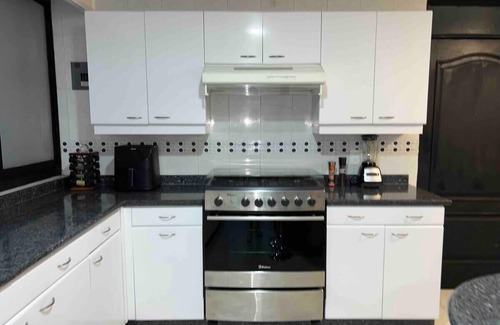 Los Morales Apartamento | 6-BR Posh Polanco pad: Desks in every room!