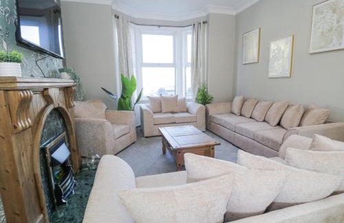 Colwyn Bay Casa | 6 Canning Road