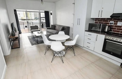 Eikenbosch Casa | 6 Culemborg Court, 5 Culemborg Street, Strand