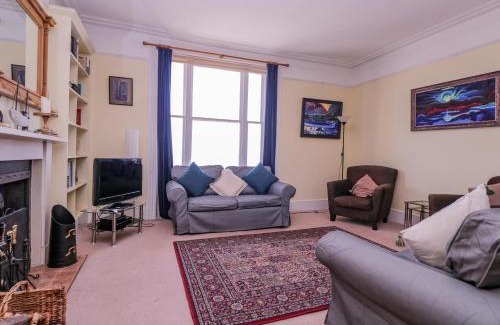 Folkestone Casa | 6 Gloster Terrace