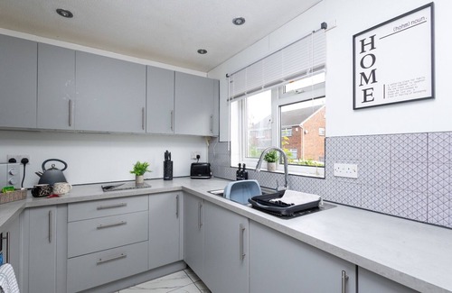 Stanley Casa | 6 Guests - Pet Friendly - 10min Leeds City Centre