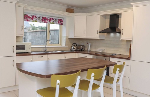 Castlemartyr Cabaña | 6 LIOS NA MBAN, family friendly in Ladysbridge, County Cork