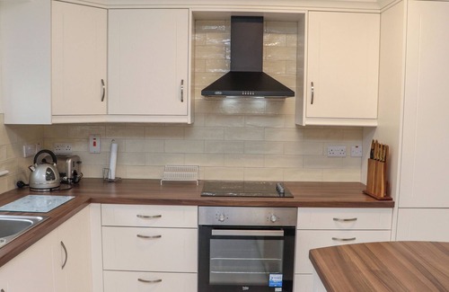 Castlemartyr Cabaña | 6 LIOS NA MBAN, family friendly in Ladysbridge, County Cork
