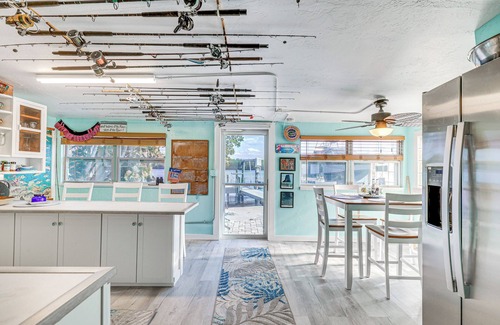 Ruskin Casa | 6 Mi to Beach: Riverfront Home in Ruskin!