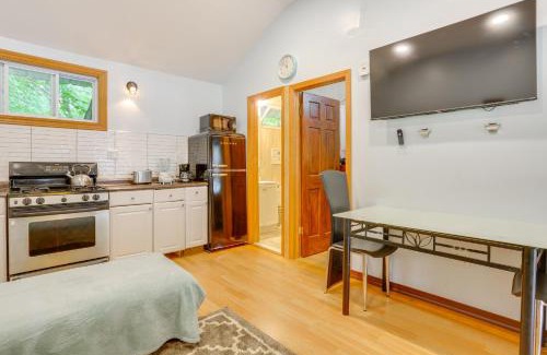 Mongaup Valley Casa | 6 Mi to Bethel Woods Cabin with Pool Access