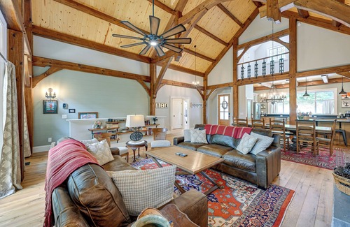 Glenville Casa | 6 Mi to Dtwn Cashiers: Spacious Home w/ Deck