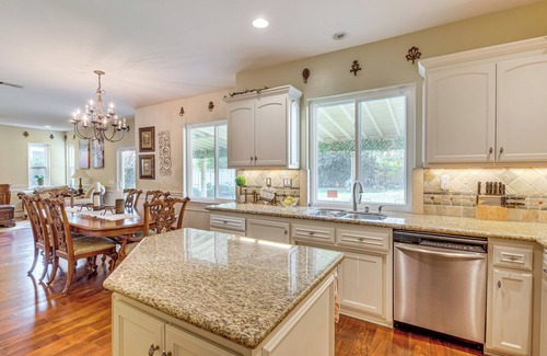 East San Gabriel Casa | 6 Mi to Dtwn Pasadena: Home w/ Patio & Yard!