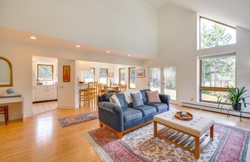 Morrisville Casa | 6 Mi to Lake and State Park Hideaway in Elmore!