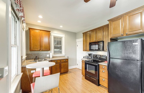 Petersburg Casa | 6 Mi to Rabbit Hash: Rural Home w/ 2 Porches