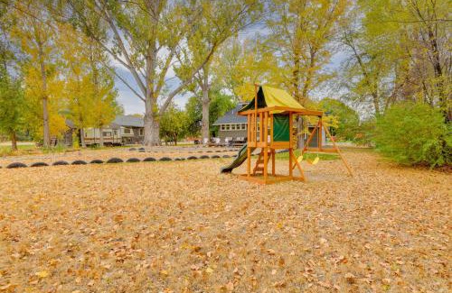Twin Falls Casa | 6 Mi to Shoshone Falls Park Home with Game Room!