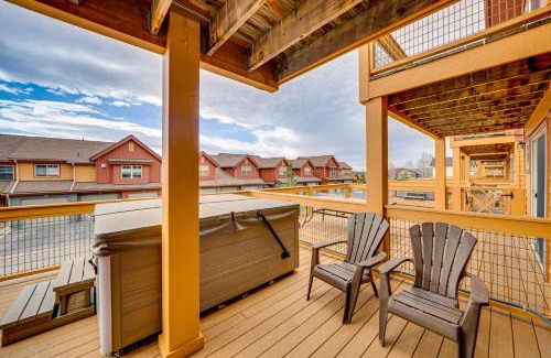 Fraser Casa | 6 Mi to Winter Park Resort Townhome with Hot Tub!