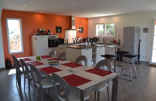 Merindol-les-Oliviers Casa | A 9 km de Vaison-la-Romaine, chalet con decoración moderna, piscina climatizada