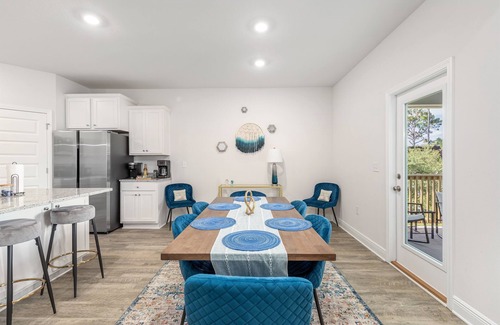 Port St. Joe Casa | 6 Min Walk to Beach – GolfCart ,Heated Pool & BBQ