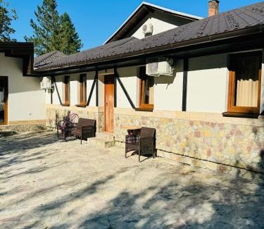 Mali Radic Apartamento | 6 New River View Apartments