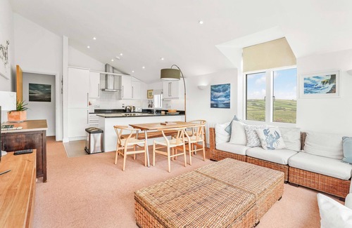 Kingsbridge Cabaña | 6 Ocean's Edge