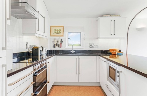 Kingsbridge Cabaña | 6 Ocean's Edge