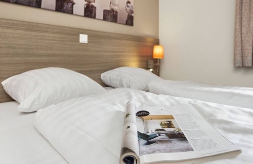 Saarburg Casa | 6-person bungalow in the holiday park Landal Warsberg