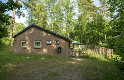 Nieuw-Milligen Casa | 6-person dog bungalow in the holiday park Landal Rabbit Hill